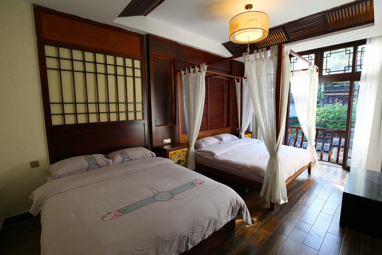Oriental Inn Phoenix Puyuan Branch Fenghuang Exteriör bild