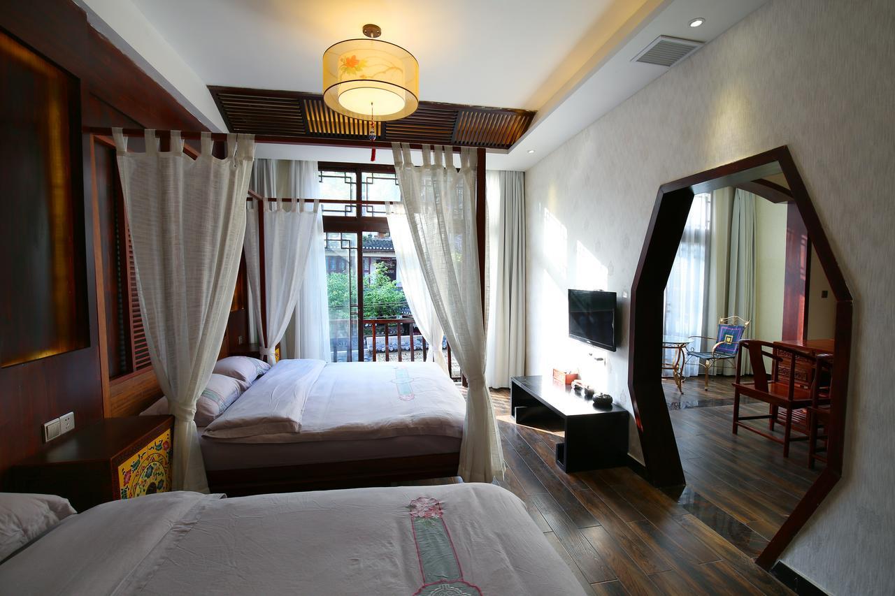 Oriental Inn Phoenix Puyuan Branch Fenghuang Exteriör bild