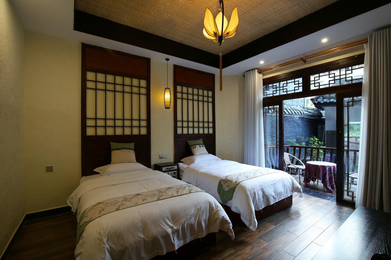 Oriental Inn Phoenix Puyuan Branch Fenghuang Exteriör bild